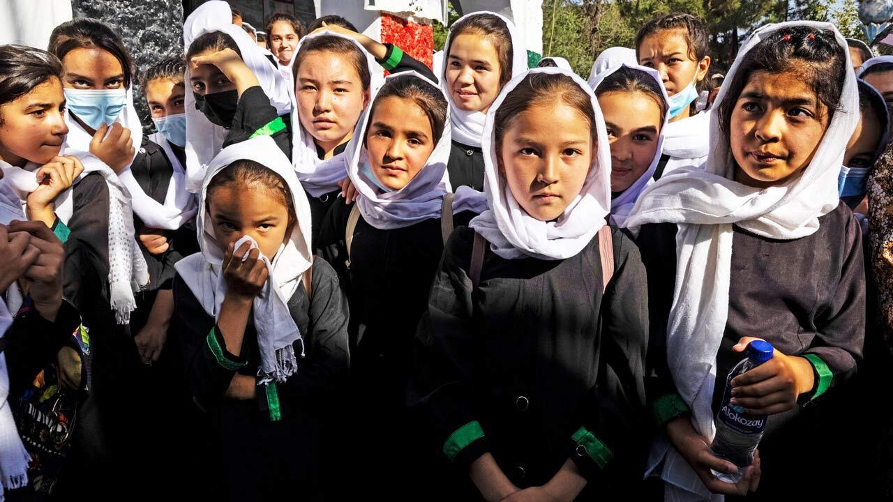 کمیته سویدن برای افغانستان از طالبان خواست تا مکاتب دخترانه را بازگشایی کنند