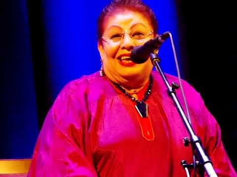 استاد مهوش «مادر موسیقی افغانستان» لقب گرفت
