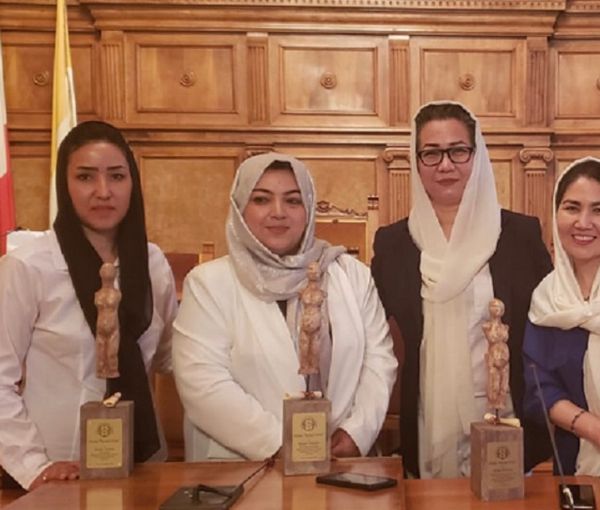 جایزۀ رناتا فونته به چهار زن افغان اعطا شد
