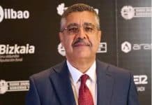 احمد سرمست موسیقی دان افغانستانی برنده جایزه شنبه منصفانه شد