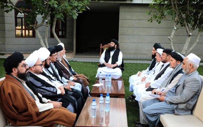 دیدار اعضای کمیسیون عالی شیعیان با مقامات امارت اسلامی