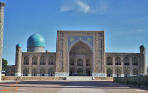 مدرسه طلاکاری