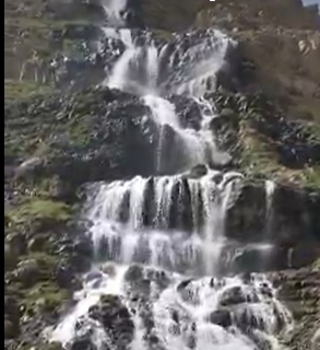 آبشار آب گرچ